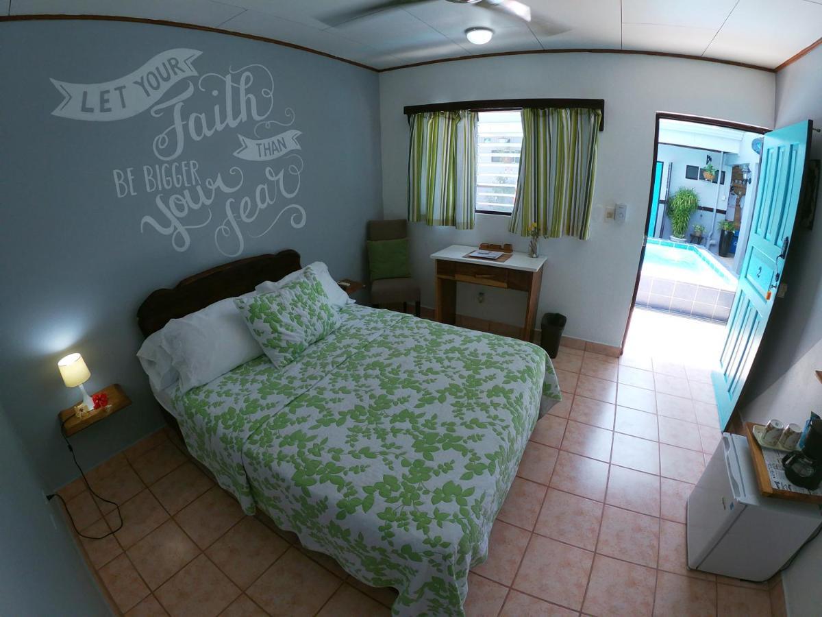 Hotel Perico Azul & Surf Camp Jaco Luaran gambar
