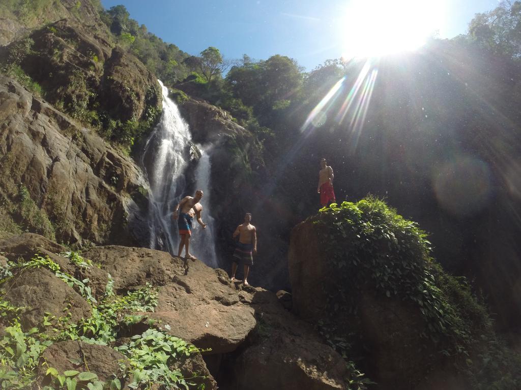 Hotel Perico Azul & Surf Camp Jaco Luaran gambar